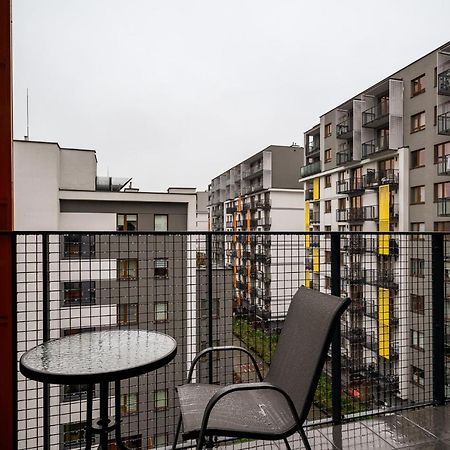 Apart D&K Free Parking Cybernetyki 2E Appartement Warschau Buitenkant foto